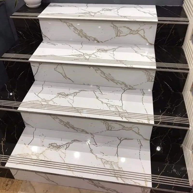 Gạch ốp lát cầu thang – Giải pháp thay thế đá tự nhiên hiện đại, tiết kiệm